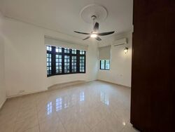 Holland Road (D10), Detached #561981301